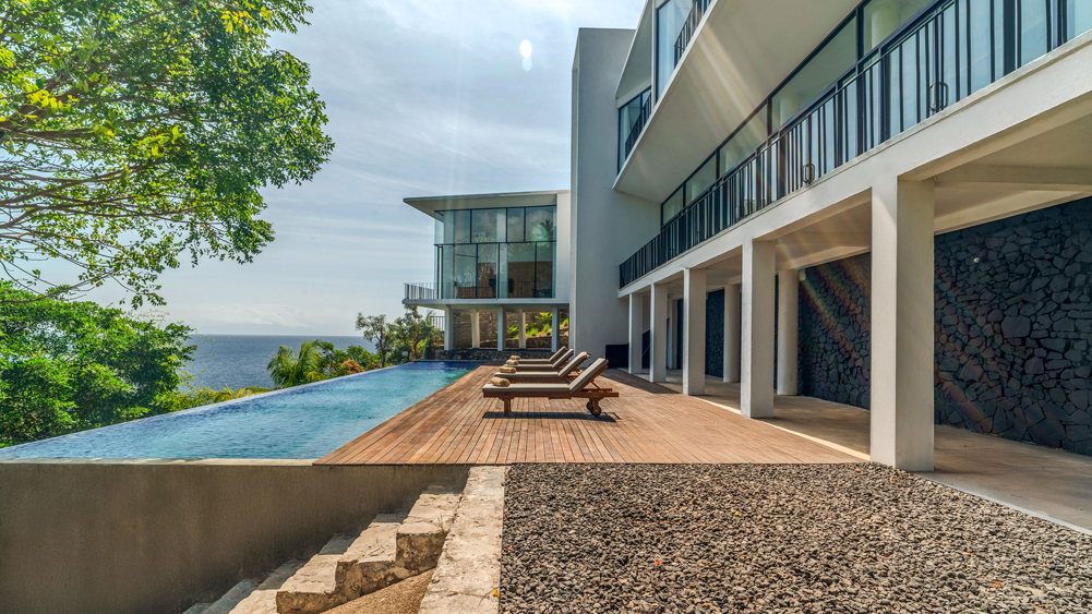Elite Havens - Villa Kukenan - Lombok Indonesia - Stunning cliffside sleek modern villa
